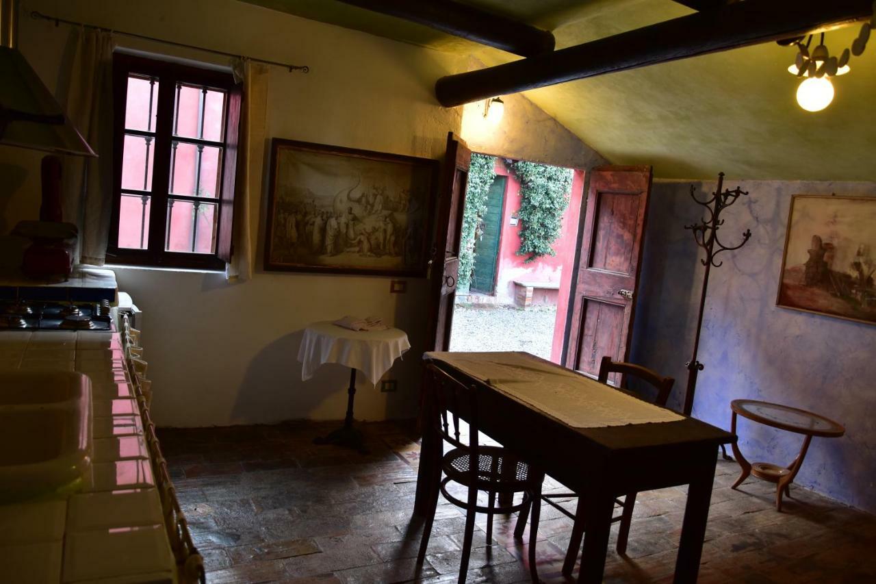 Casarossa Villa Rivergaro Phòng bức ảnh